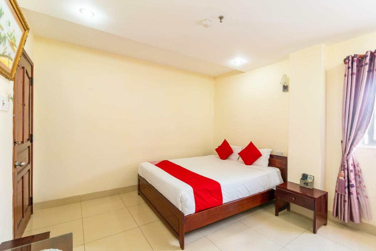 Oyo 375 Hoa Binh Hotel Đà Nẵng Exterior foto